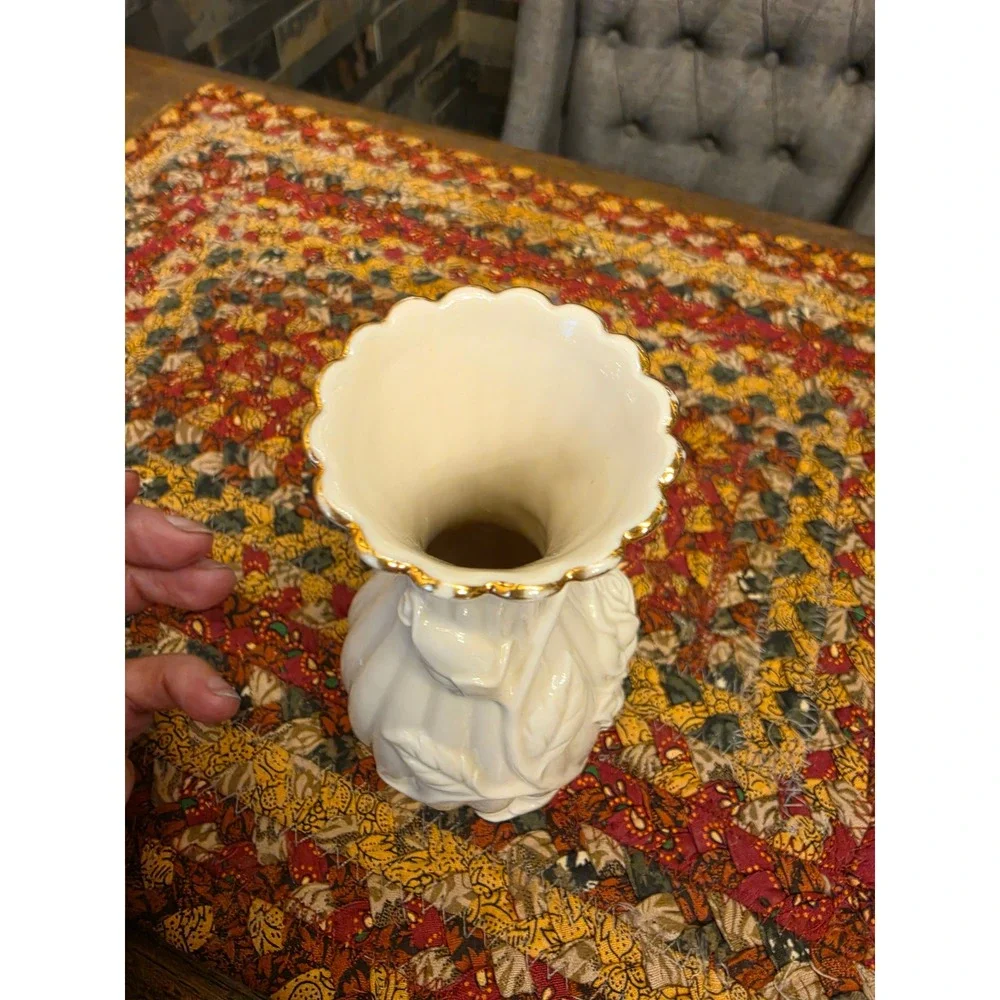 Lenox Ivory Fine China Rose Bud Vase Gold Trim Handcrafted 6 Inch